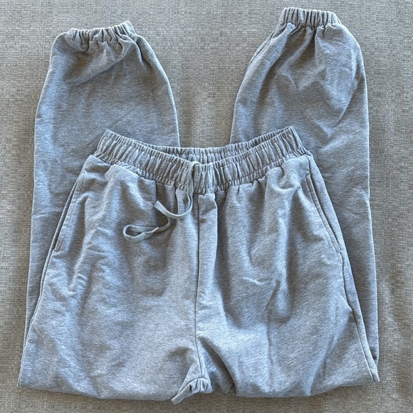 Yidarton Joggers - Picture 3 of 5